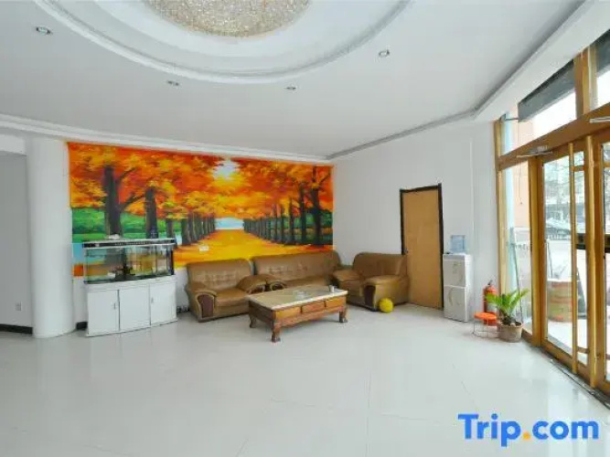 Yishui 1+1 Suxiang Light Luxury Hotel