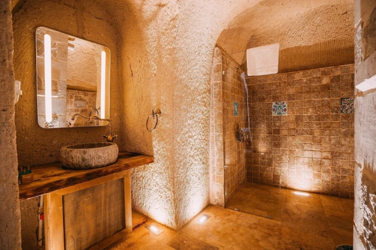 Comfort room