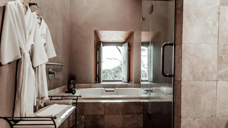 Hacienda Sepulveda Hotel & SPA