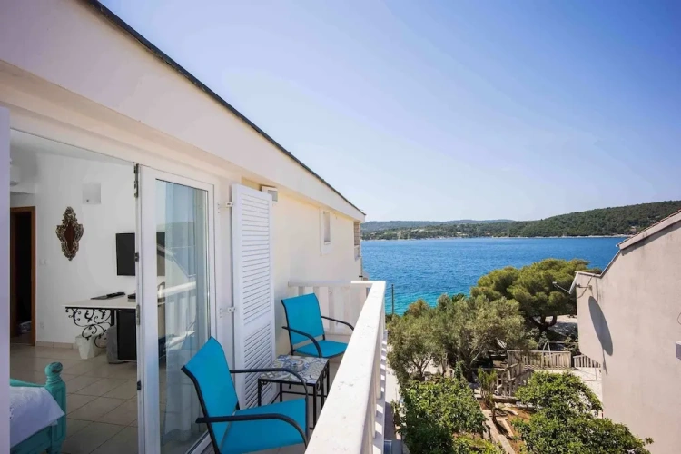 Comfort Double room with partial ocean view