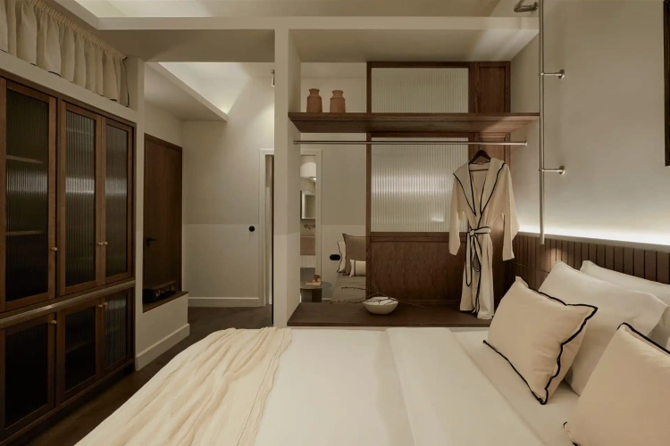 Large room