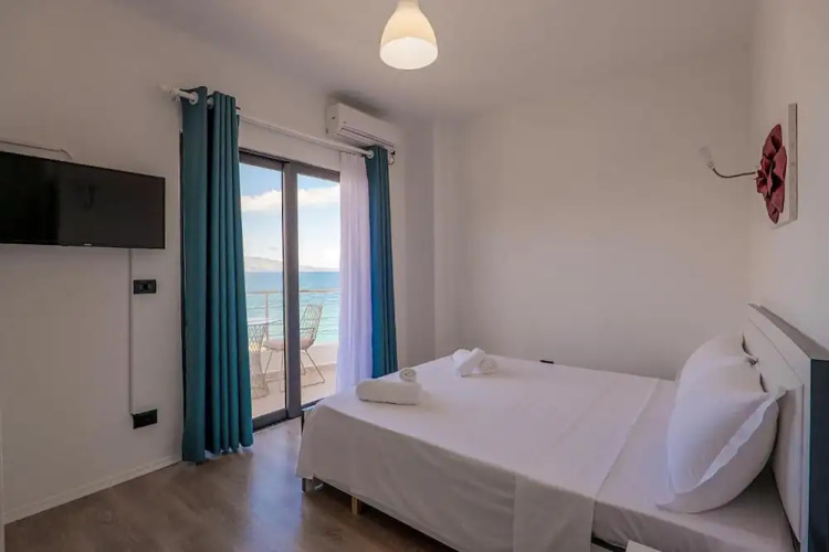 El Mare Hotel