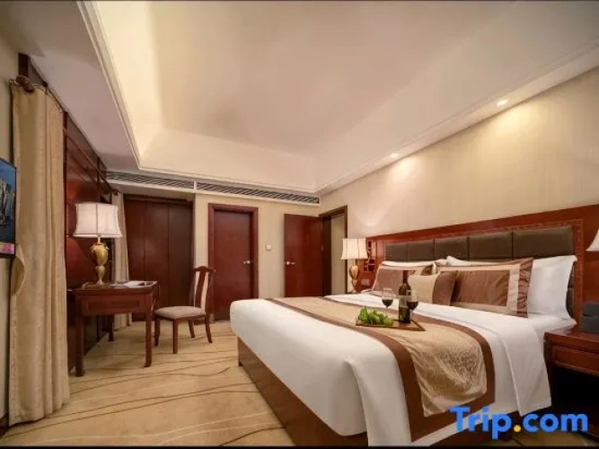 Triple Family Suite