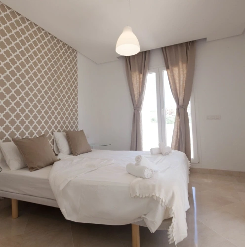 2 Bedrooms Classic Apartment with balcony