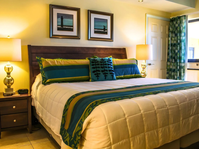 Hollywood Sands Resort