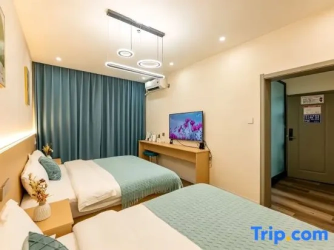 Standard Twin Family room