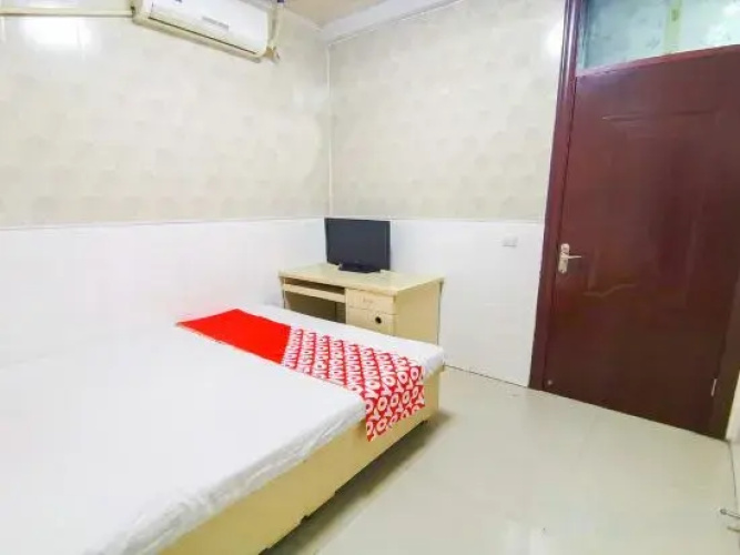 OYO Xinxiang Chengyi Hotel