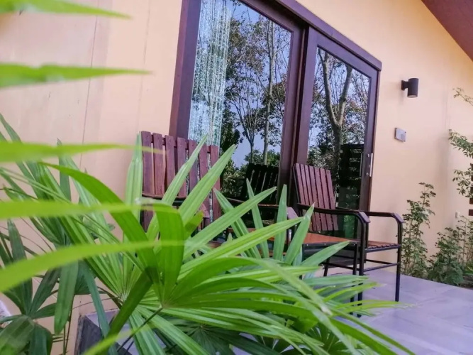 Mekong Riverside Resort & Camping