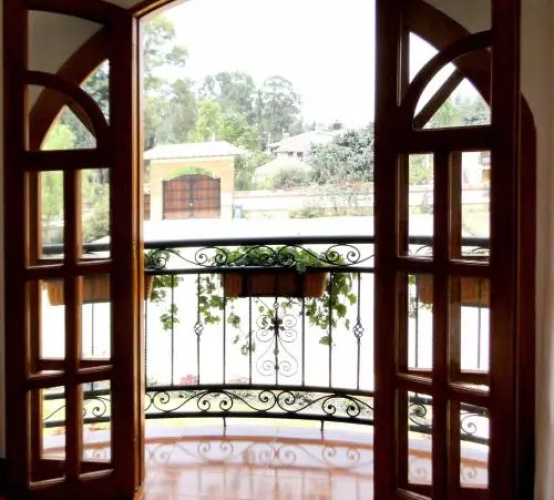Villa De Los Angeles