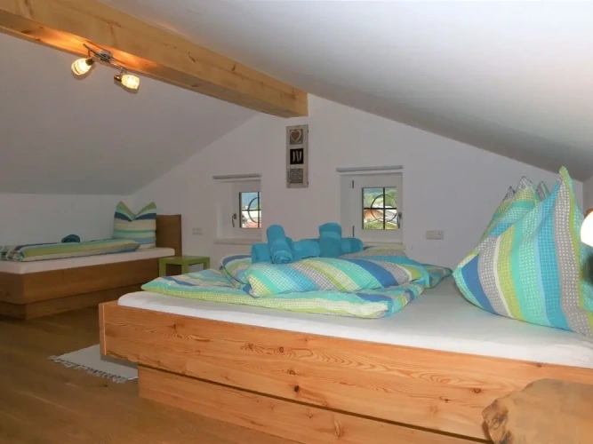 3 Bedrooms Classic Apartment