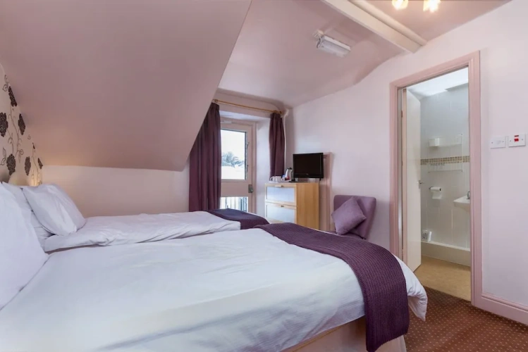 Standard Double room with courtyard view