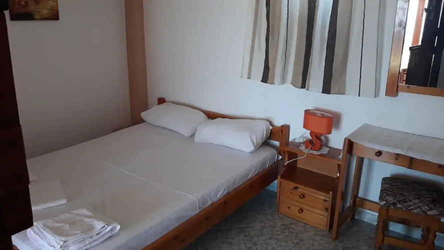 Ambeles Apartments