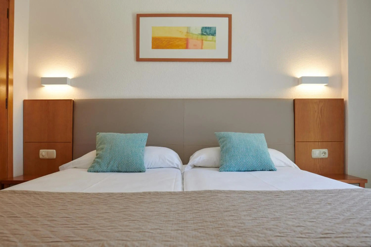 Hipotels Coma Gran Aparthotel