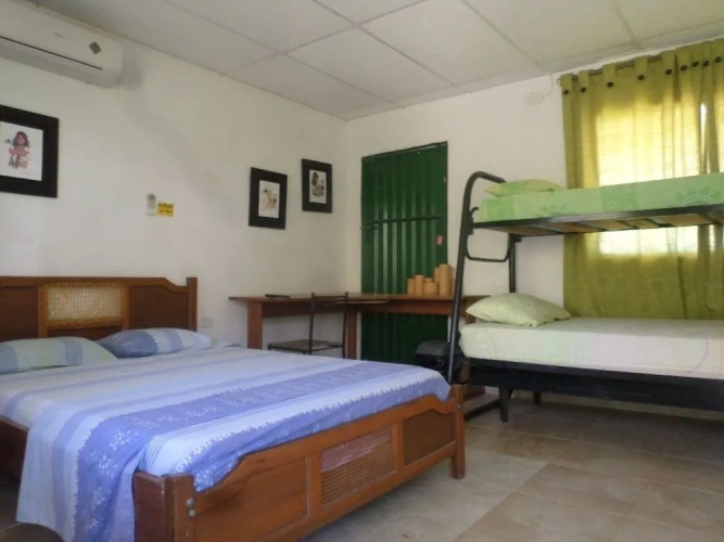 Hostal Acuarius