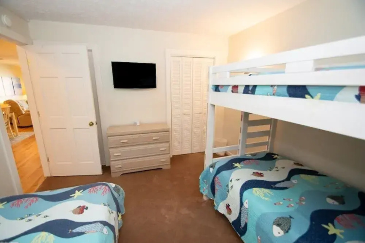 Shipwatch I226 2 Bedroom Condo