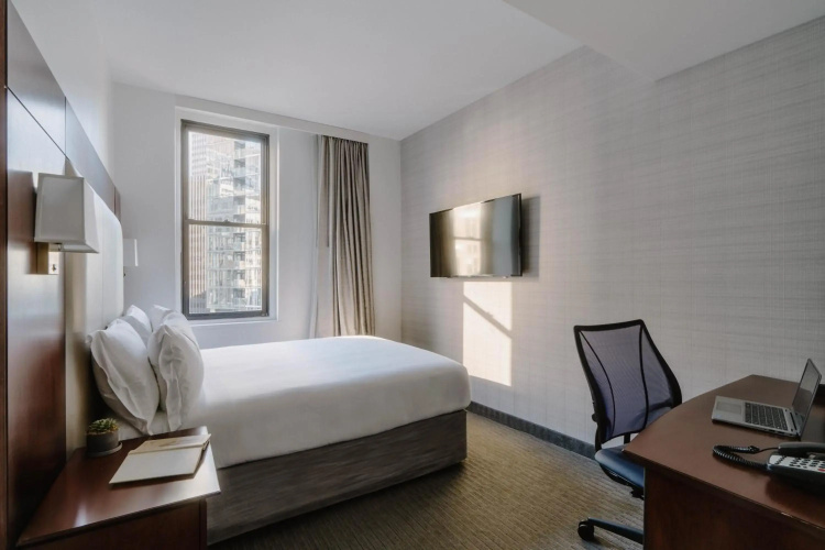 Club Quarters Hotel Wacker at Michigan, Chicago