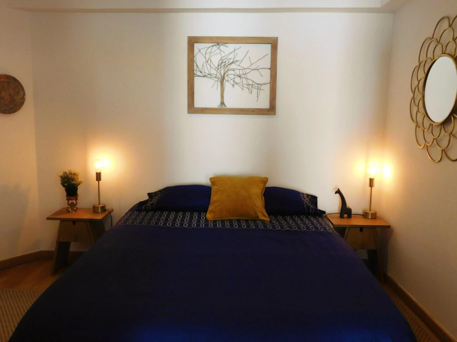 Alfama T1 Travel