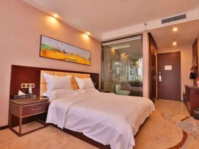 Blue Diamond Hotel