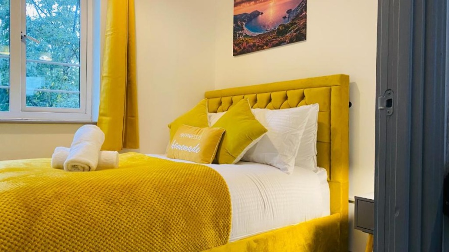 1 Bedroom Double Apartment