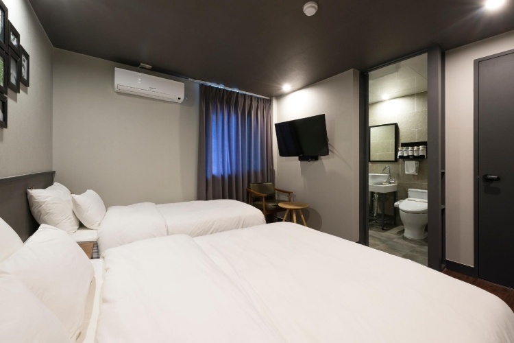 Deluxe Twin room