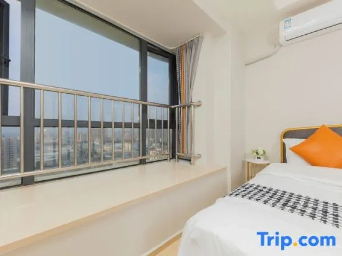 Standard Double room with view