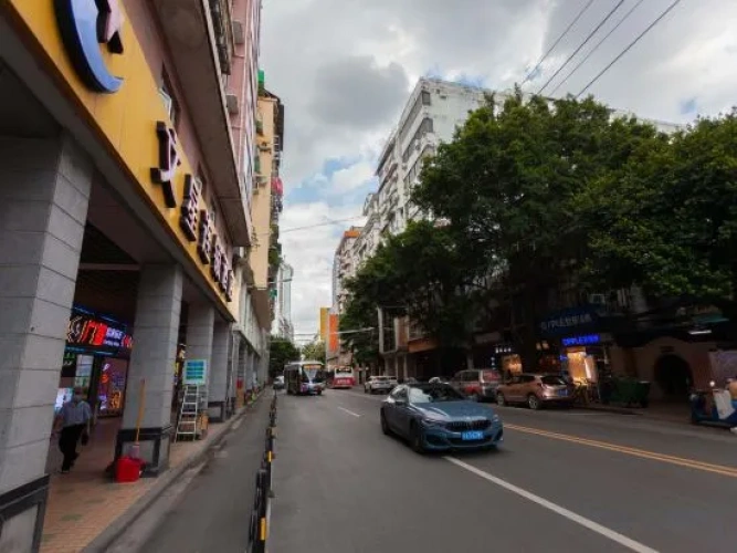 Wenxing Hotel (Guangzhou Beijing Road Pedestrian Street Haizhu Square Subway Station)