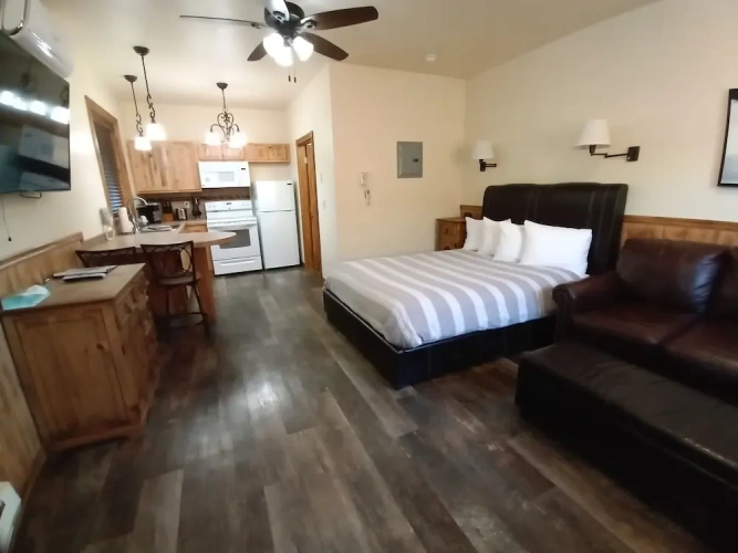 Double Suite