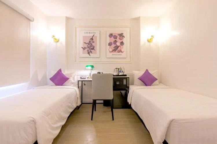 Superior Twin room