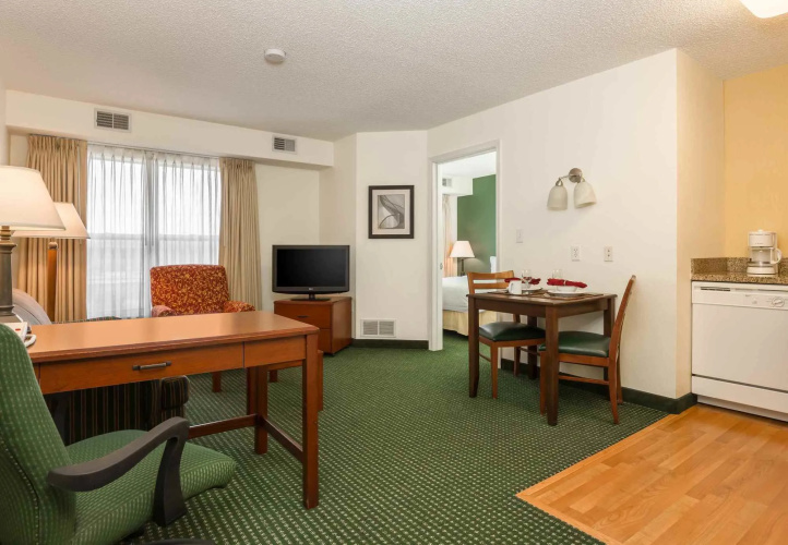 Bridgeway Suites Houston Iah North
