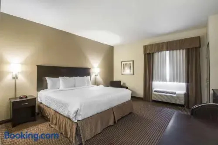 Quality Inn & Suites Thompson