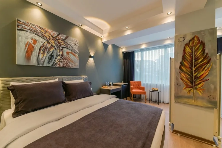 Comfort room