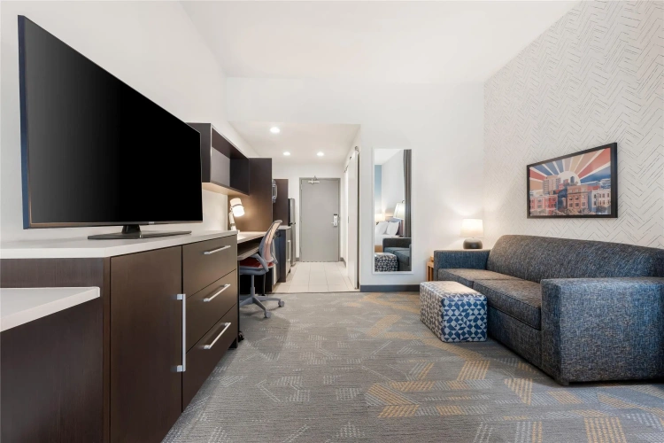 Double Suite