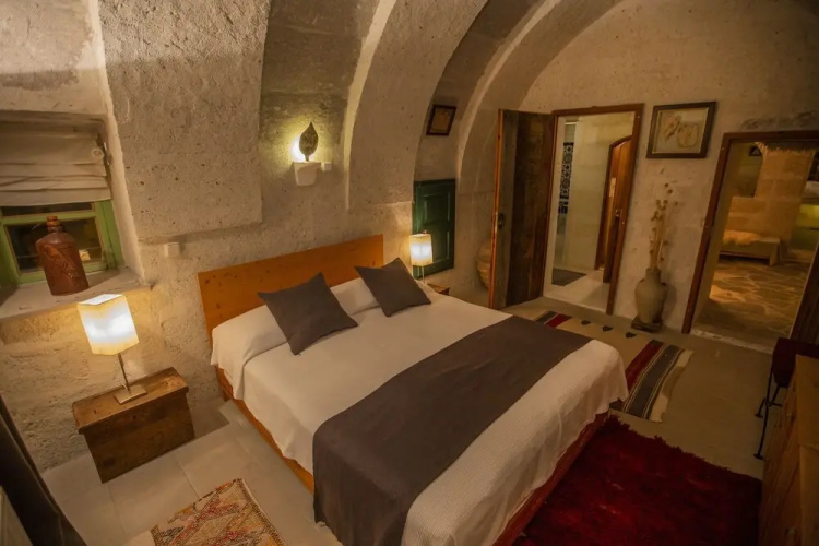 Asmali Cave House