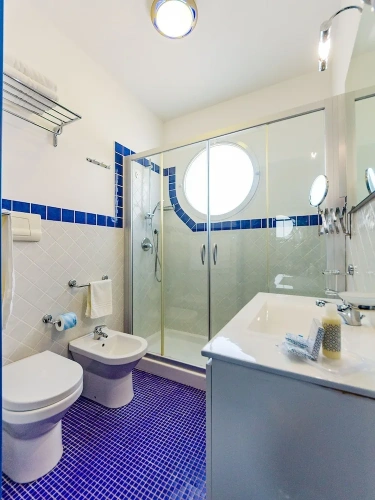 Suite with partial sea view