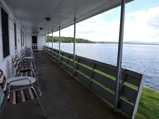 Belknap Point Inn