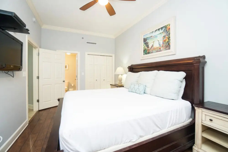 Phoenix West 505 Apartment 3