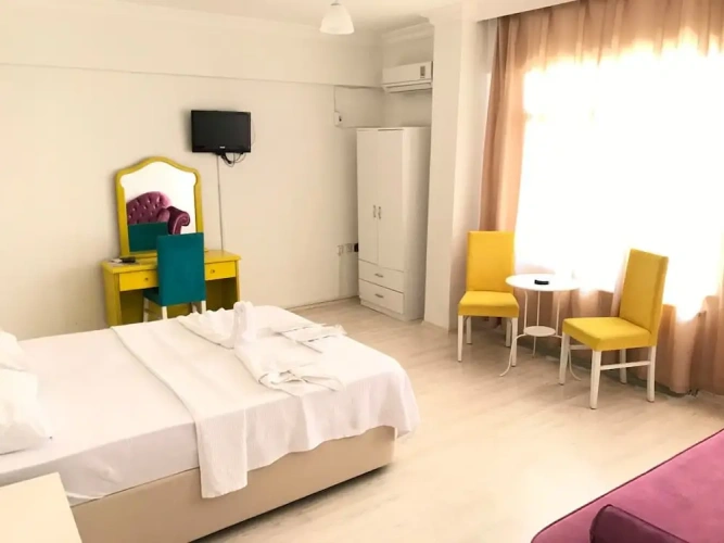 Deluxe Suite with balcony
