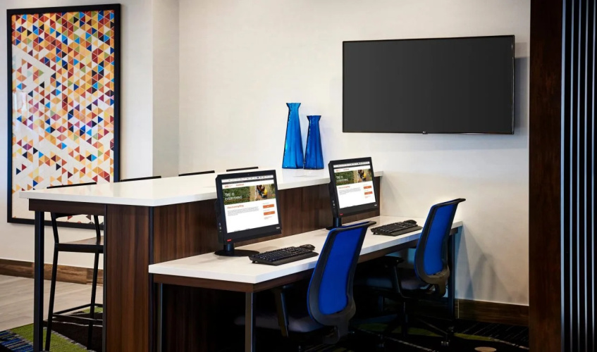 Holiday Inn Express and Suites Brantford by IHG