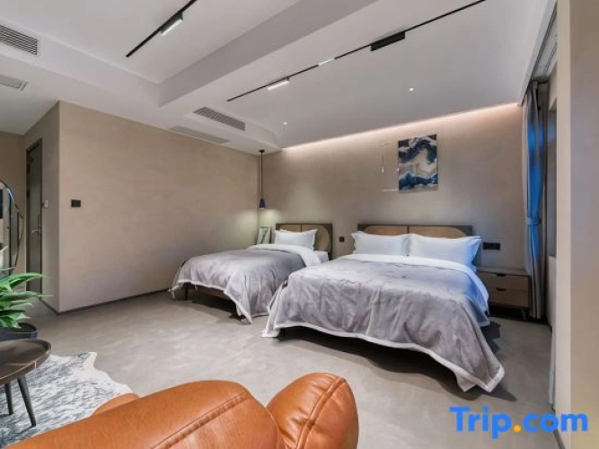 Luxury Suite