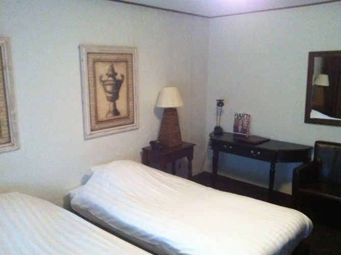 Hotel Twenty-Three