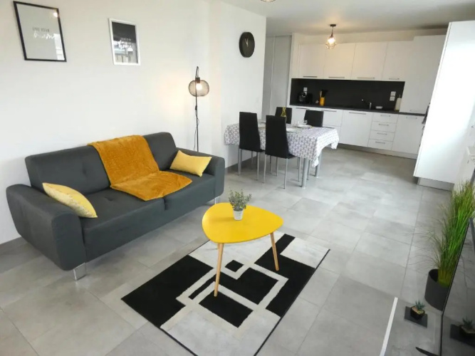 "LEMON TOUCH" - 45m2 - RÉSIDENCE SÉCURISÉE - WIFI