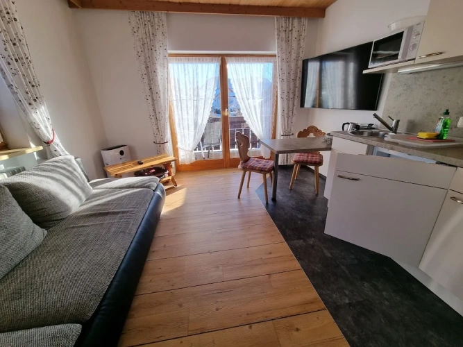 Apartment with balcony