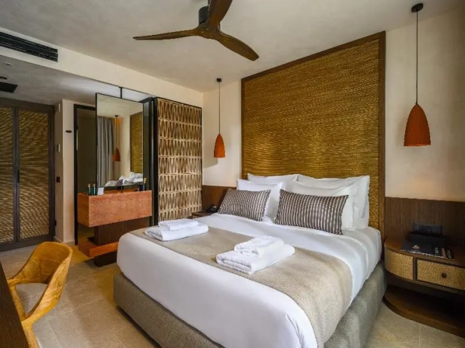 Deluxe Double room