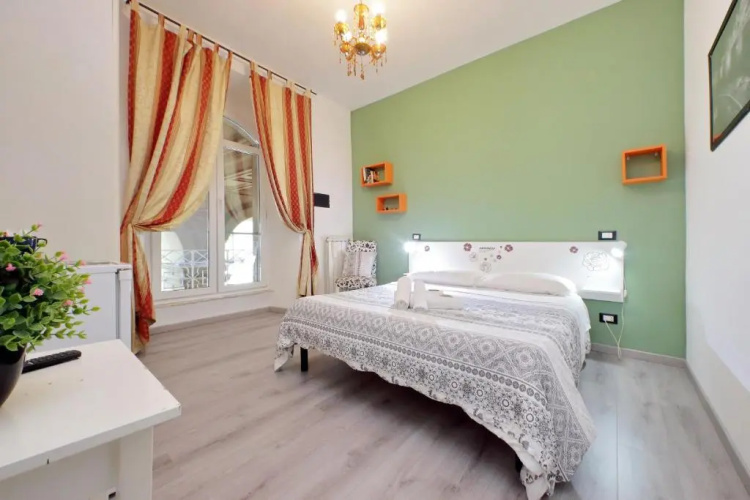 Lucky Holiday Rooms