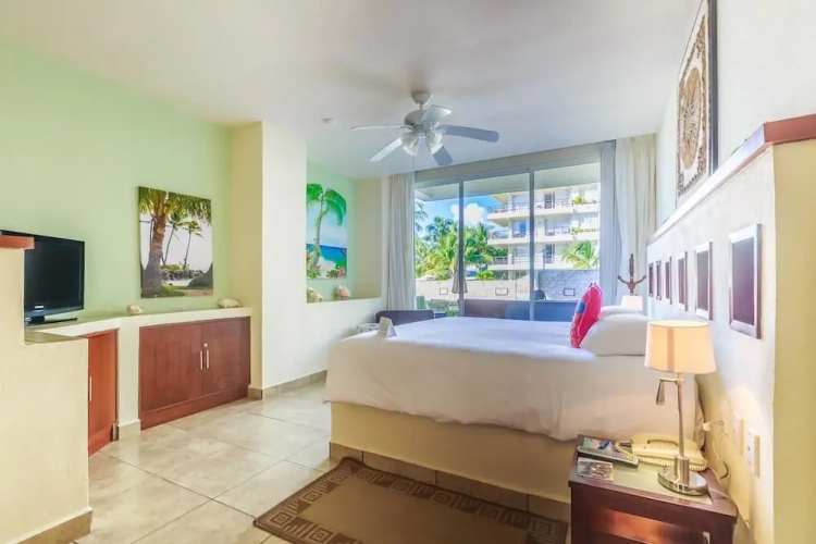 Ixchel 2BD suite by Skyrun