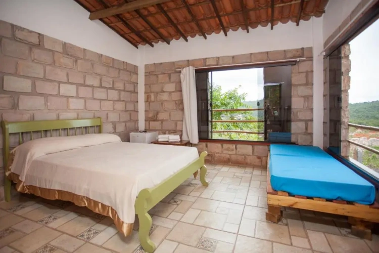 Standard Triple room with view