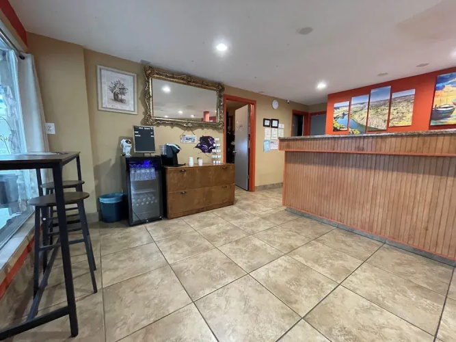 Canyon Inn