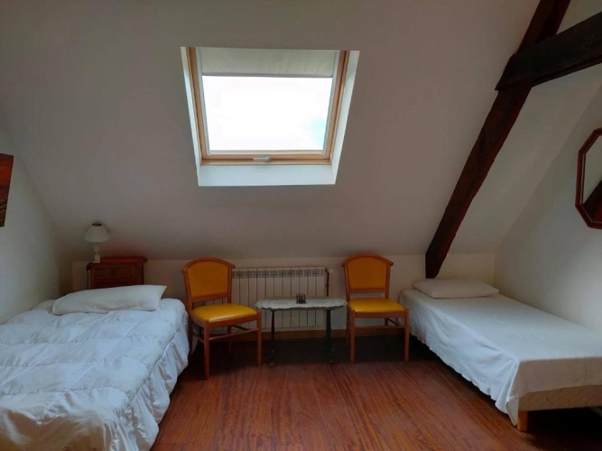 Standard Family room with mountain view