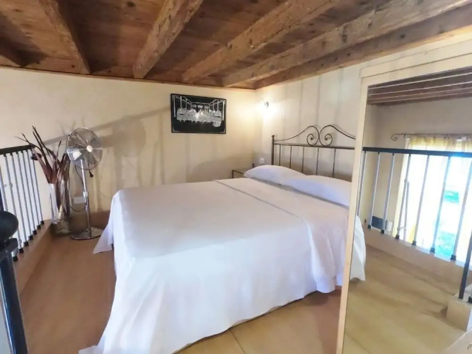 Lake view Apartment