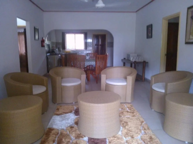 3 Bedrooms Cottage